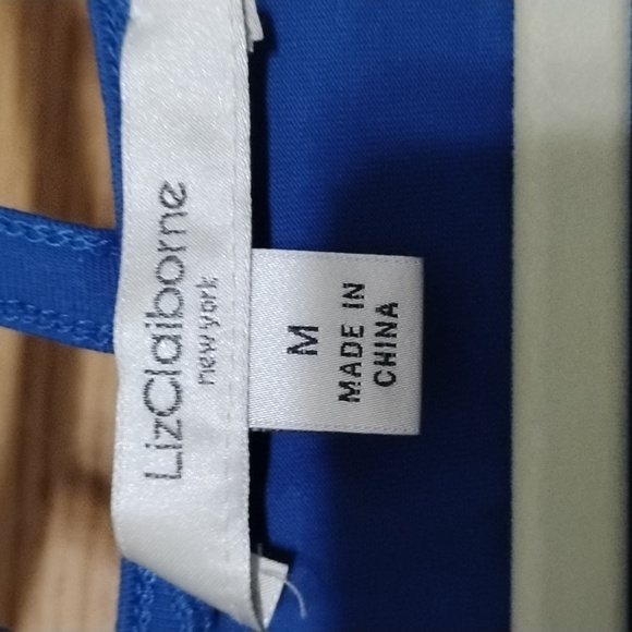 🔴3/$25 Liz Claiborne Royal Blue Cutout Tank Top - Picture 2 of 5